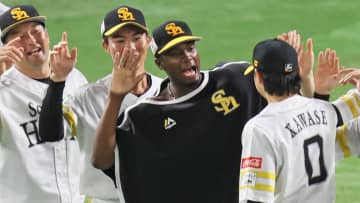 「単純に悔しかったので･･･」ソフトバンク・モイネロがグラブたたきつけを釈明　「あそこまで気持ちを出したのは今までなかった」
