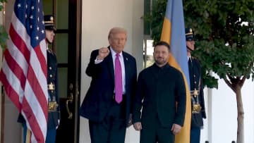 トランプ大統領がゼレンスキー大統領と会談で激しい口論　「何度も怒鳴り合い…トランプ氏が罵声浴びせ続けた」と米メディア