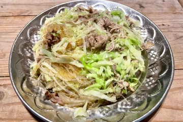 ヘルシーなのにたくさん食べられて満腹　「キャベツと春雨の炒め物」がやみつきになる