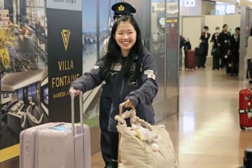中井亜美「自信持っていい」　フィギュアGPから帰国