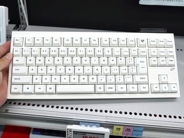 VAROの3モード対応日本語キーボード「VM87-J」が登場、静音モデルもあり