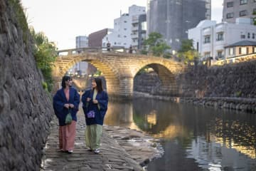 「乃宿-noyado-長崎」が2025年11月1日より「街あるき用 色浴衣」無料貸し出しサービス開始！　長崎の美しい街並みを浴衣で散策！