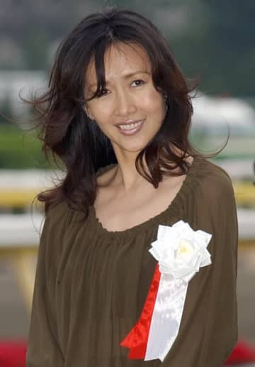 工藤静香、手作り炊き込みご飯に絶賛の声「ごぼう多めでおこげも美味しそう」「よだれが出てくるぅ」