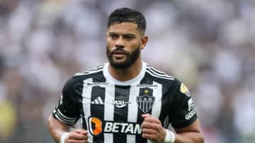 川崎・札幌・東京Vに在籍。フッキがフリー？39歳でチーム最高給取りが障害に