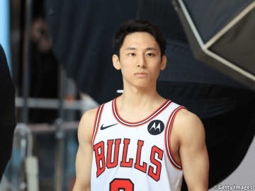 河村勇輝がシカゴに残りリハビリ続行…右下肢の負傷からの回復目指す