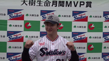 来季の目標は「長いイニング」ヤクルト・吉村貢司郎が月間MVPを受賞　9月は4戦4勝