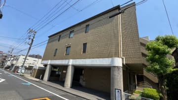 フォルム上池台 3階｜閑静な邸宅街佇む、上池台エレガンス。バス停・スーパー・コンビニ至近。専有面積100㎡超、ルーフバルコニー付き3方角住戸