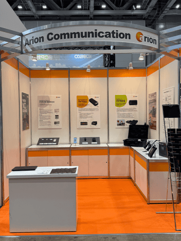 アリオンジャパン株式会社、危機管理産業展(RISCON TOKYO)2025にて完成度を高めたIoT衛星通信装置「TYTO 2」を発表
