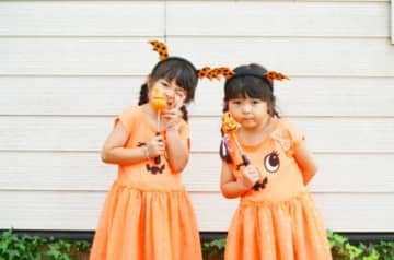 各回先着20名様におかしをプレゼント！【ハロウィン チンドン屋パフォーマンス】イオン近江八幡ショッピングセンターにて開催☆