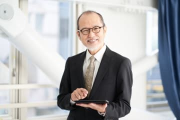 祖父は80歳を過ぎても働き続けています。祖母の分と合わせて年金「月20万円ほど」もらっているはずなのですが、それでも足りないんでしょうか…？