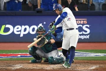 【ＭＬＢ】大逆転勝利のブルージェイズ主砲にマリナーズファン恨み節「またズルしたな」