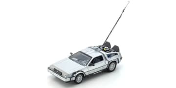 映画「バック・トゥ・ザ・フューチャー」よりタイムマシン「デロリアン DMC-12」のダイキャスト製ミニカーが11月再販！あみあみなどにて予約受付中