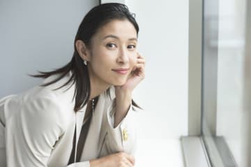 【水野美紀さんインタビュー】「子どもを産んで人生がすべて変わった」。若かった頃を振り返ったら、より自分のことが理解できるように