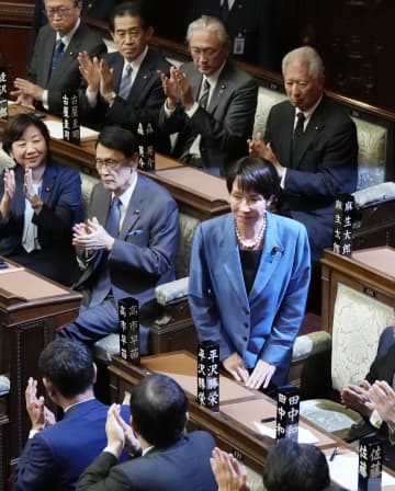 無所属女性議員も高市氏に投票　参院、立民は一本化不調