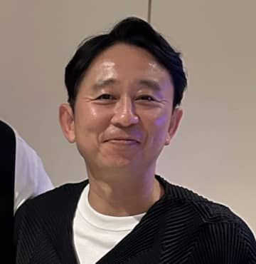 有吉弘行、市職員の勤務中の『457時間ネット閲覧問題』に、他にも多くいると私見。SNSでは「公務員が457時間ネットしてたって何してたんや」の声も