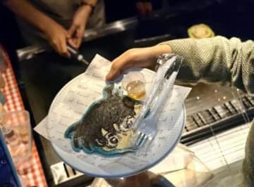 5時間待ちで「もったいなくて食べられない」パンケーキとは？―中国