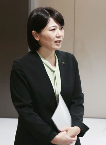 前橋市長が続投方針を市議に説明　辞職した上で出直し選促す声も