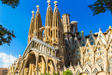 【スペイン】世界文化遺産の”サグラダ・ファミリア”に『ハングルの落書き』が見つかる→韓国人教授が異例の注意喚起『ハングルで落書きをしてはいけない』…ネットではツッコミ殺到「ハングルじゃなくても落書きしちゃダメ」「まるでハングルじゃなければ良いような言い草」