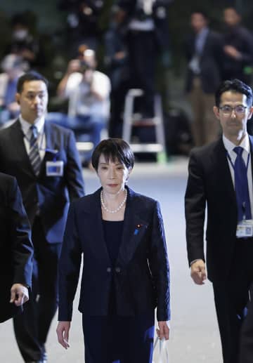 議員定数削減、対立必至　首相、経済で野党連携狙う