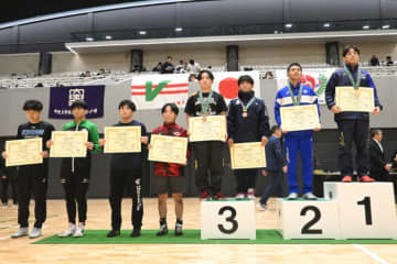 ＜レスリング＞【写真集】2025年全日本大学グレコローマン選手権／表彰式
