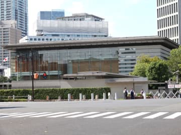 憲政史上初の女性総理による高市内閣が発足
