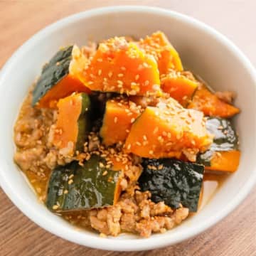 【かぼちゃ×肉みそ×バター】「家族が無言で完食」「また作って！」白ご飯が進む絶品おかずレシピ