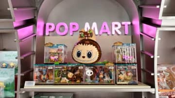 「ラブブ」の次は「ヒロノ」？BTSのV所有で話題のPOP MARTキャラ。中国や韓国では完売続出