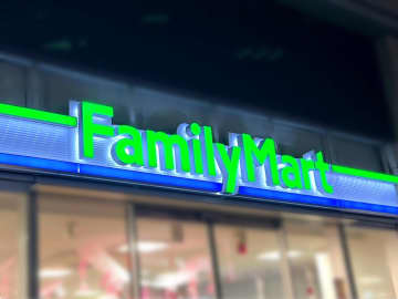やっと買えたぁぁぁ（涙）【ファミマ】残りわずかでなんとかGET♡「新作パン」に注目