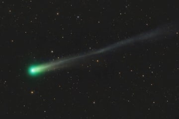 【レモン彗星】見ごろはいつ？ 観察できる方角と時間は？