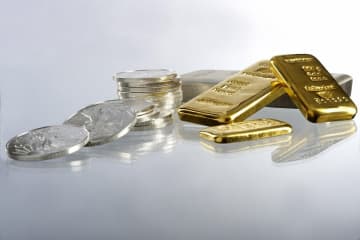 金価格が大幅下落した原因は？ 今後の予測は専門家で見方分かれる―中国メディア