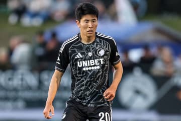 22歳日本人がCLで強豪相手に「最大の試合」　チャンス逸も…現地評価「揺るがなかった」