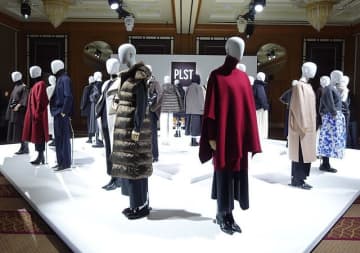 PLST2025新作アウターが名品ぞろい！展示会で見つけた編集部の推しアイテム着用レビュー