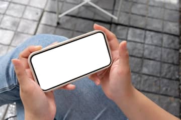 サービス「NHK ONE」は強制加入？“受信料徴収のために作られた”という噂は本当？ 気になる新制度を解説