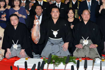 【鶴竜力三郎連載＃24】横綱には勝たなければいけない責任のほかにも「決まりごと」があります