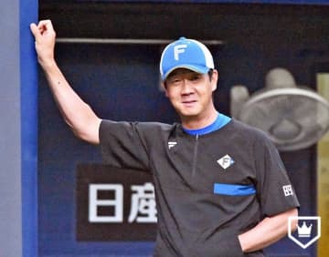 日本ハム、八木コーチの退団を発表