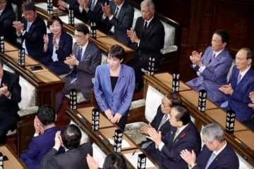 【首班指名】自民・維新以外で「高市早苗」と書いた12人は誰？  国民民主の議員は「思い違い」と釈明