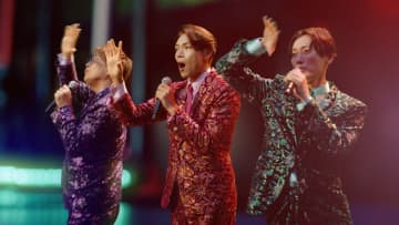 純烈・後上の“新婚ルール”に、大先輩さだまさしが“夫婦あるある”をアドバイス「【いちど相談する】に変わっていく」