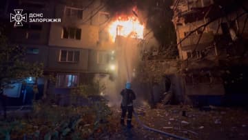 ロシア軍がウクライナのキーウなど12地域に攻撃　6人死亡22人負傷　ゼレンスキー氏は長距離兵器供与を改めて要求