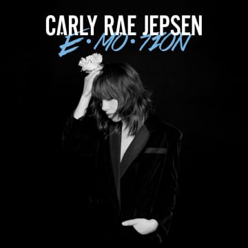 カーリー・レイ・ジェプセン、未発表新曲を加えた代表作『Emotion』10周年記念盤をリリース