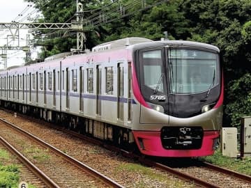 京王線車内に「偽QRコード」、電通大が注意喚起