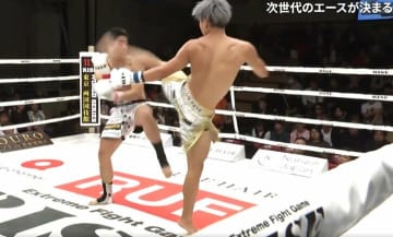 空手こわっ… 見えない左ハイキックに“戦慄” 1ラウンド衝撃KOの16歳神童に「反応が追いついてなかった」識者も驚嘆