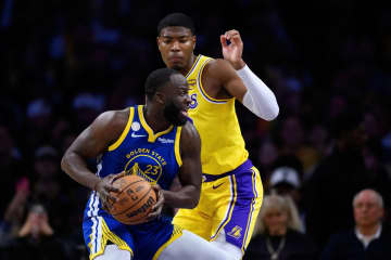 【ＮＢＡ】レイカーズは開幕戦で黒星　レブロン不在も焦りは禁物「プレーオフの到来とともに…」＝米メディア