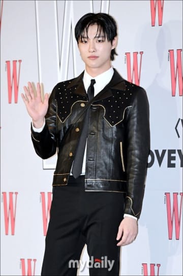 チョ・スンヨン、韓国で除隊後初の単独コンサートを11月に開催…ポスター公開