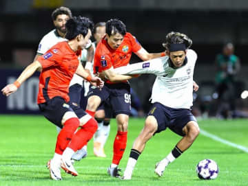 無失点でACLE連勝スタートを切った神戸、韓国勢相手に前半でまさかの３失点。全てCKから。J１王者は後半に意地を見せられるか