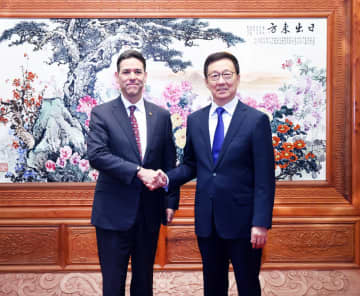 韓正氏、米オレゴン州上院議長と会見　中米地方協力の手本に