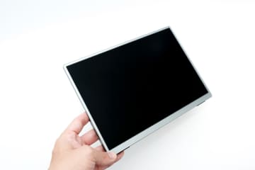 [本日の一品]サブモニターに「モバイルモニター」ってどうなの？実際に10インチクラスを買って試してみた