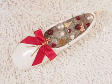 いただいた陶器のシューズをクリスマス仕様に！