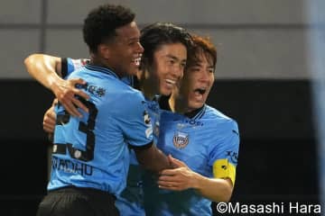 埼スタJ1浦和VS川崎戦｢ビジター自由席7600円｣｢ホーム自由席2700円｣の価格は妥当か？【北中米W杯の｢チケット代｣が高すぎる件】(1)