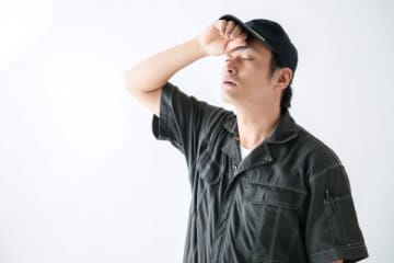 「お前らより車両が最優先」猛暑にクーラーなし作業強いられブチギレた男性、組合に即連絡した結果