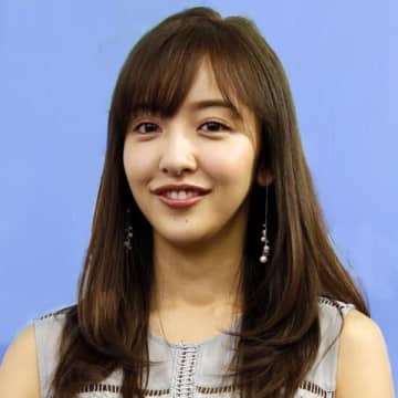 板野友美「離婚しそう」投稿への法的措置示唆に厳しい視線…娘の“顔出し”再開も逆風に